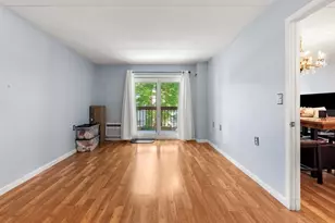 4975 Washington St, Boston, MA 02132 - Photo 15