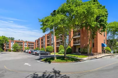 4975 Washington Street #207, Boston, MA 02132 - Photo 3