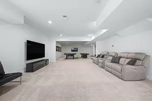 51 Chamberlain St, Hopkinton, MA 01748 - Photo 31