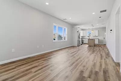 72 South Ave, Revere, MA 02151 - Photo 15
