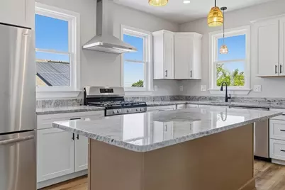 72 South Ave, Revere, MA 02151 - Photo 3