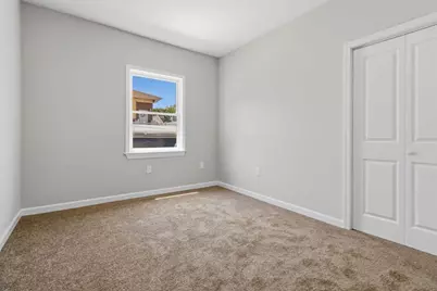 72 South Ave, Revere, MA 02151 - Photo 29
