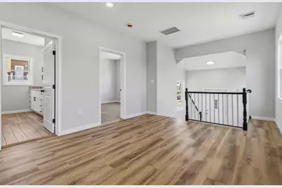72 South Ave, Revere, MA 02151 - Photo 19