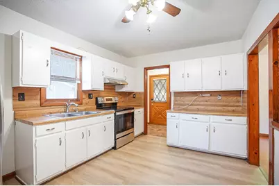 43 Oak St #43, Ludlow, MA 01056 - Photo 3