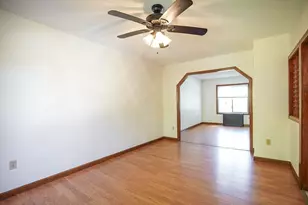 43 Oak St, Ludlow, MA 01056 - Photo 9