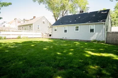 69 Alhambra Cir S, Agawam, MA 01001 - Photo 5