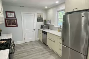 41 Bronx Rd, Boston, MA 02132 - Photo 5