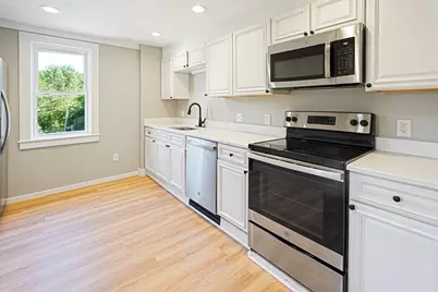 621 Main St, Sturbridge, MA 01566 - Photo 9