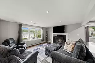 395 Lowell St, Peabody, MA 01960 - Photo 5
