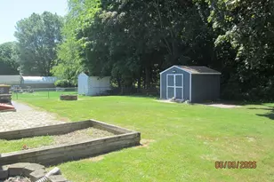 535 Shirley Ave, Somerset, MA 02725 - Photo 5