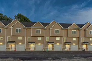 719 S Franklin St, Holbrook, MA 02343 - Photo 1