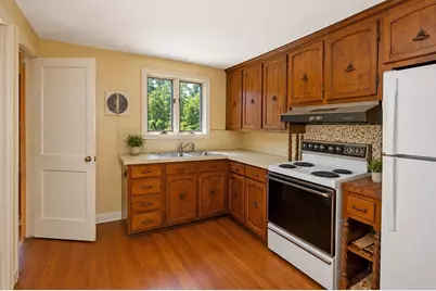 37 Senator Ave, Agawam, MA 01001 - Photo 15