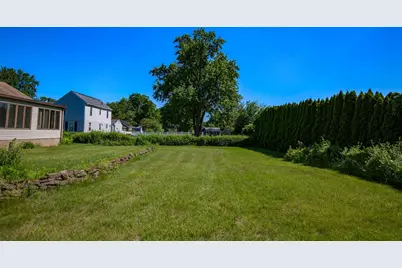 37 Senator Ave, Agawam, MA 01001 - Photo 33