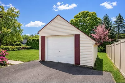 37 Senator Ave, Agawam, MA 01001 - Photo 3