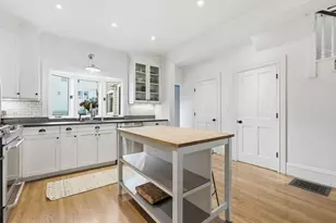 38 Bartlett St, Boston, MA 02129 - Photo 7