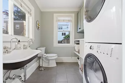 38 Bartlett Street, Boston, MA 02129 - Photo 11