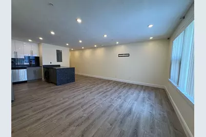 1028 Commonwealth Ave #305, Boston, MA 02215 - Photo 9