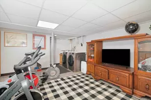 34 Spring Hill Rd, Boston, MA 02136 - Photo 35