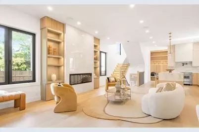 1597 Centre St #2, Newton, MA 02461 - Photo 5