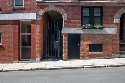 38A Charter Street #7, Boston, MA 02113 - Photo 19
