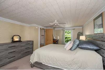 26 Groton St, Pepperell, MA 01463 - Photo 15