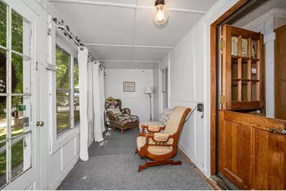 26 Groton St, Pepperell, MA 01463 - Photo 3