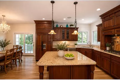 17 Saddle Ln, Hanover, MA 02339 - Photo 5