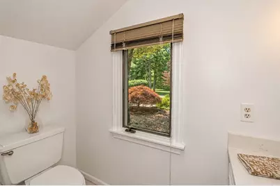 26 Brooks Road, Longmeadow, MA 01106 - Photo 23