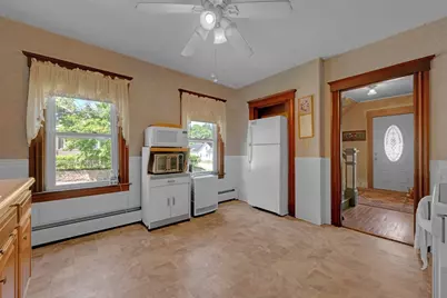251 Boutelle St, Fitchburg, MA 01420 - Photo 9
