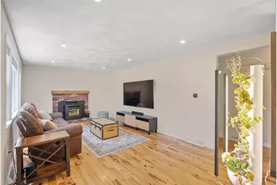 168 Washington St, Groveland, MA 01834 - Photo 17