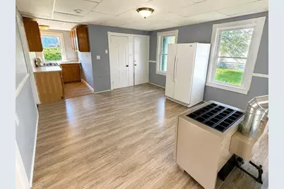 143 Division St, New Bedford, MA 02744 - Photo 13