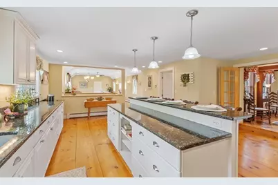 19 Maple Road, Chelmsford, MA 01824 - Photo 13