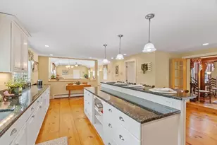 19 Maple Rd, Chelmsford, MA 01824 - Photo 13