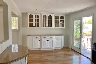 35 Donna St, Brockton, MA 02302 - Photo 7