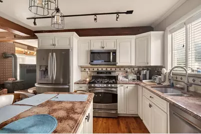 23 Quincy St, Somerville, MA 02143 - Photo 5