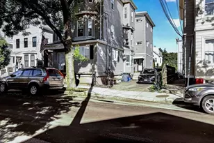 23 Quincy St, Somerville, MA 02143 - Photo 3