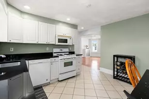 93 Easton St, Boston, MA 02134 - Photo 7