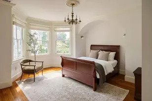 14 Winthrop St, Newton, MA 02465 - Photo 17