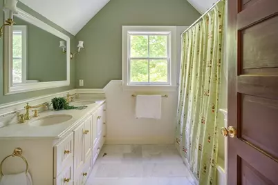 14 Winthrop St, Newton, MA 02465 - Photo 25