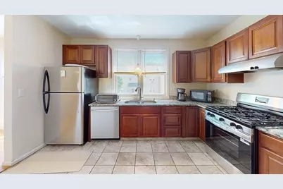37 Towle Dr #37, Holden, MA 01520 - Photo 3