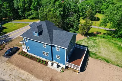 526 Berkley St, Berkley, MA 02779 - Photo 5