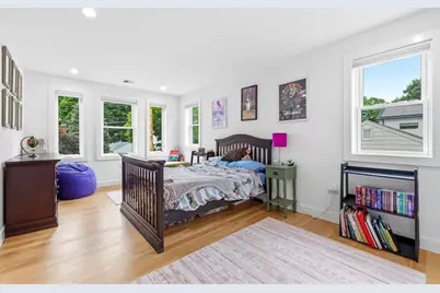 43 Upham St, Newton, MA 02465 - Photo 27