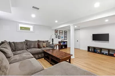 43 Upham St, Newton, MA 02465 - Photo 33