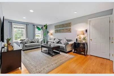 186 Salem Street, Woburn, MA 01801 - Photo 5