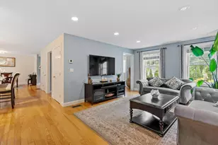186 Salem St, Woburn, MA 01801 - Photo 7
