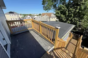126 Cross St, Lawrence, MA 01841 - Photo 15