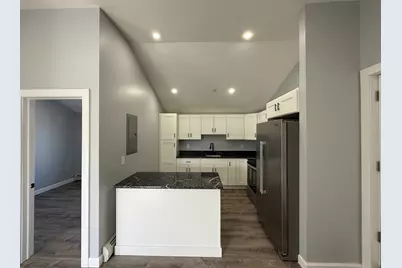 126 Cross St #3, Lawrence, MA 01841 - Photo 5