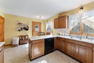 41 Margaret Henry Rd, Killingly, CT 06239 - Photo 5
