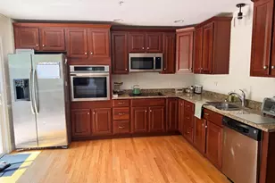 33 Freedom Cir, Pembroke, MA 02359 - Photo 3