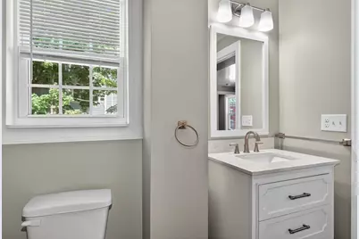 14 Highland Ave, Fitchburg, MA 01420 - Photo 23